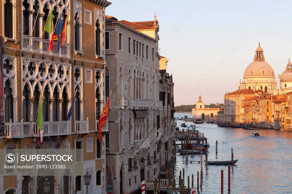 The Grand Canal and the domed Santa Maria Della Salute, Venice, UNESCO World Heritage Site, Veneto, Italy, Europe
