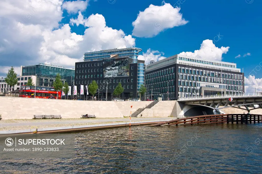 The railway station Lehrter Bahnhof seen from the Spree in the center of Berlin, Germany, Europe