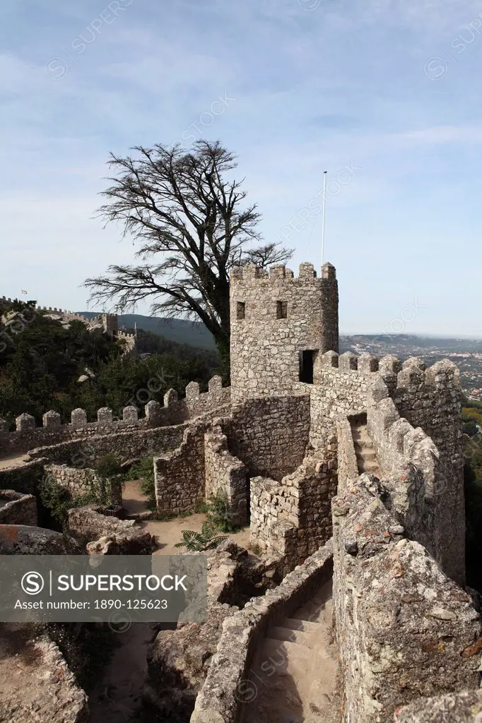 Moorish Castle Castelo dos Mouros walls and ramparts, UNESCO World Heritage Site, Sintra, District of Lisbon, Portugal, Europe