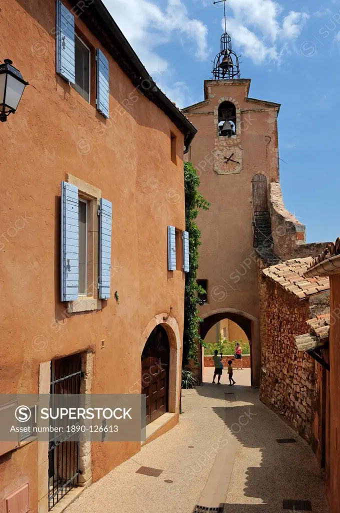 Old bell tower in the ochre coloured town of Roussillon, Parc Naturel Regional du Luberon, Vaucluse, Provence, France, Europe