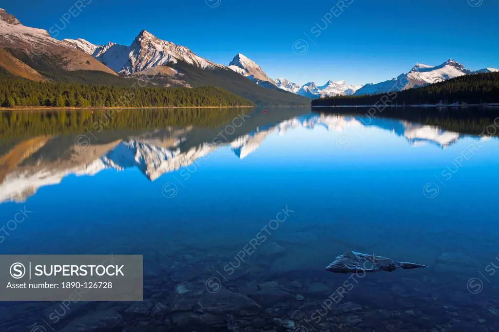 A perfectly still Maligne Lake, Jasper National Park, UNESCO World Heritage Site, Alberta, Canada, North America