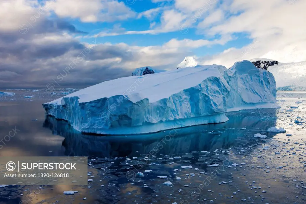 Enormous iceberg drifting off the Antarctic Peninsula, Antarctica, Polar Regions