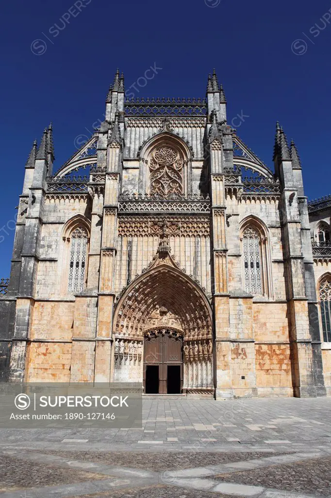 The Gothic_Manueline style Batalha Abbey Mosteiro de Santa Maria da Vitoria, UNESCO World Heritage Site, Batalha, Estremadura, Portugal, Europe