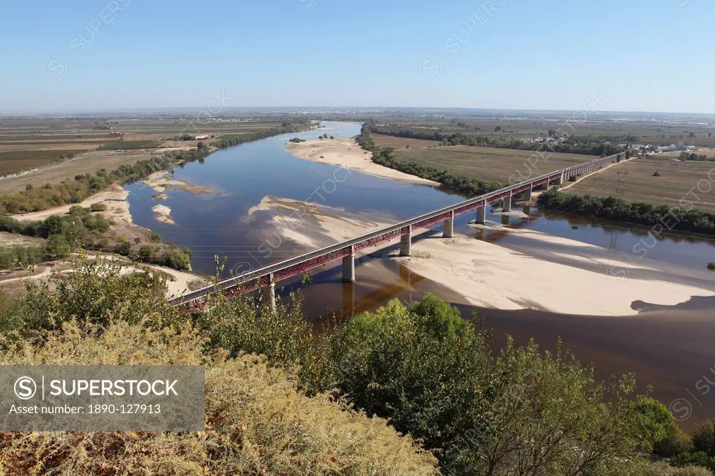 The Dom Luis I Bridge across the River Tagus Rio Tejo at Santarem, Ribatejo, Portugal, Europe