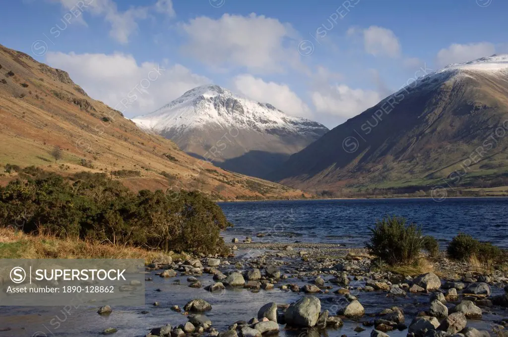 Overbeck flows into Lake Wastwater, Great Gable 2949 ft in centre, Lake District National Park, Cumbria, England, United Kingdom, Europe
