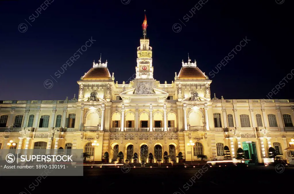 Hotel de Ville Ho Chi Minh City Hall at night, Ho Chi Minh City Saigon, Vietnam, Indochina, Southeast Asia, Asia