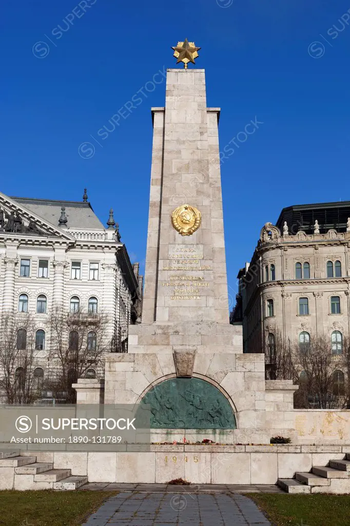 Soviet obelisk commemorating liberation of city by Red Army in 1945, Liberty Square, Budapest, Hungary, Europe