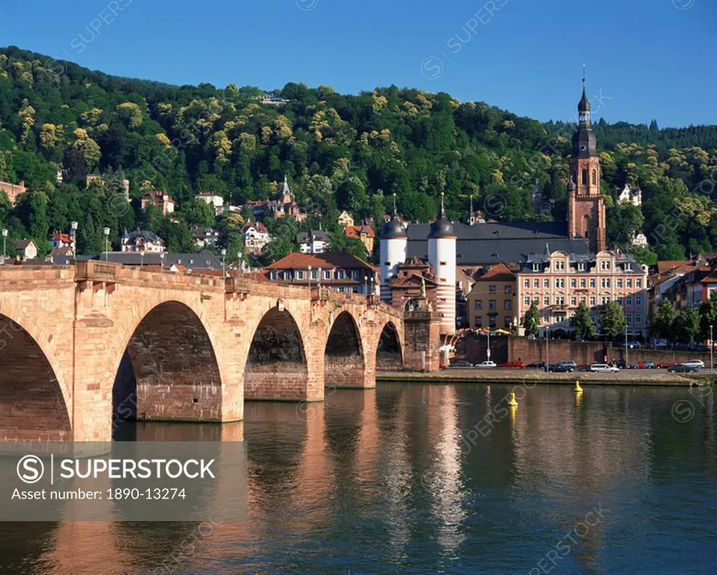 Neckar River and Alte Bridge, Heidelberg, Baden_Wurttemberg, Germany, Europe
