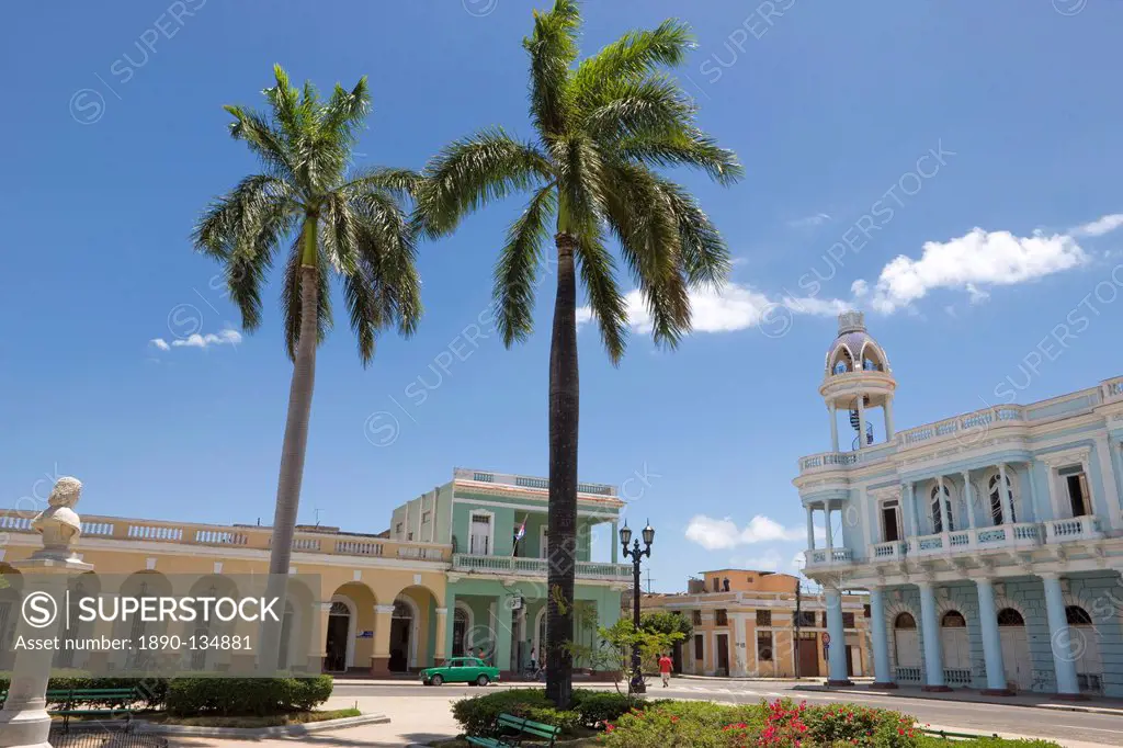 Palm trees in Parque Marti, Cienfuegos, UNESCO World Heritage Site, Cienfuegos Province, Cuba, West Indies, Central America