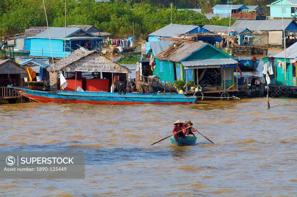Floating Vietnamese village, Lake Tonle Sap, Biosphere Reserve of UNESCO, Siem Reap, Cambodia, Indochina, Southeast Asia, Asia