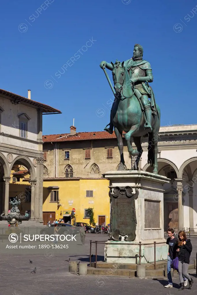 Equestrian statue of Duke Ferdinando I, by Giambologna, Piazza della Santissima Annunziata, Florence, UNESCO World Heritage Site, Tuscany, Italy, Euro...