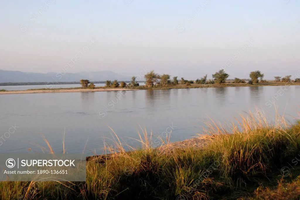 Zambezi River in the early morning, Manapools National Park, UNESCO World Heritage Site, Zimbabwe, Africa