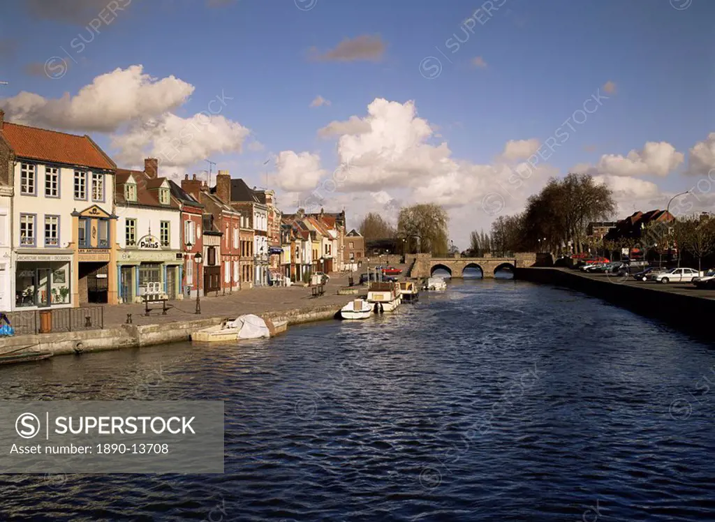River Somme and town, Amiens, Somme, Picardy, France, Europe