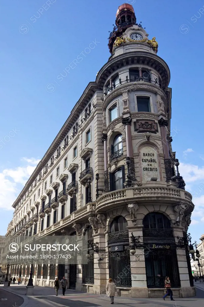 Banco Espanol de Credito, Calle de Alcala, Banesto Building dating from the 1880´s, Jose Grases Riera, on corner with Calle de Sevilla, Madrid, Spain,...