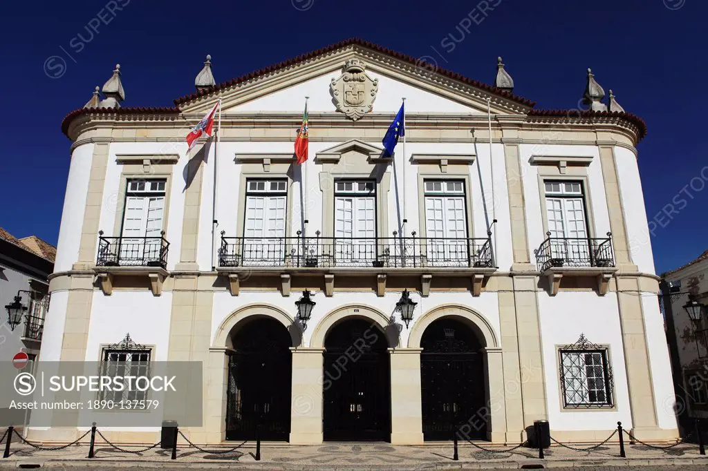 The City Hall Camara Municipal in the Old Town of Faro, Algarve, Portugal, Europe