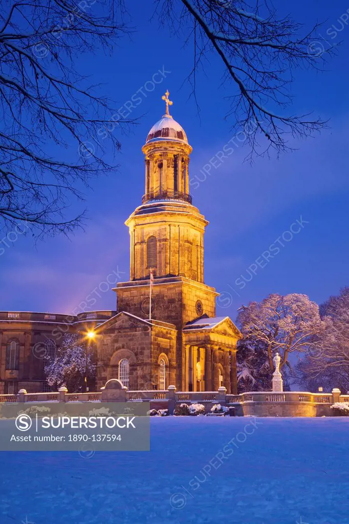 St. Chads Church, Quarry Park, in winter snow in the evening, Shrewsbury, Shropshire, England, United Kingdom, Europe