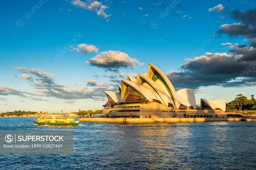 Sydney Opera House at sunset, UNESCO World Heritage Site, Sydney, New South Wales, Australia, Pacific