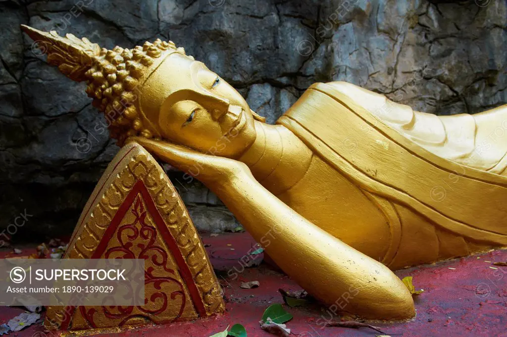 Statue of Buddha, Phu Si Hill, Luang Prabang, UNESCO World Heritage Site, Laos, Indochina, Southeast Asia, Asia