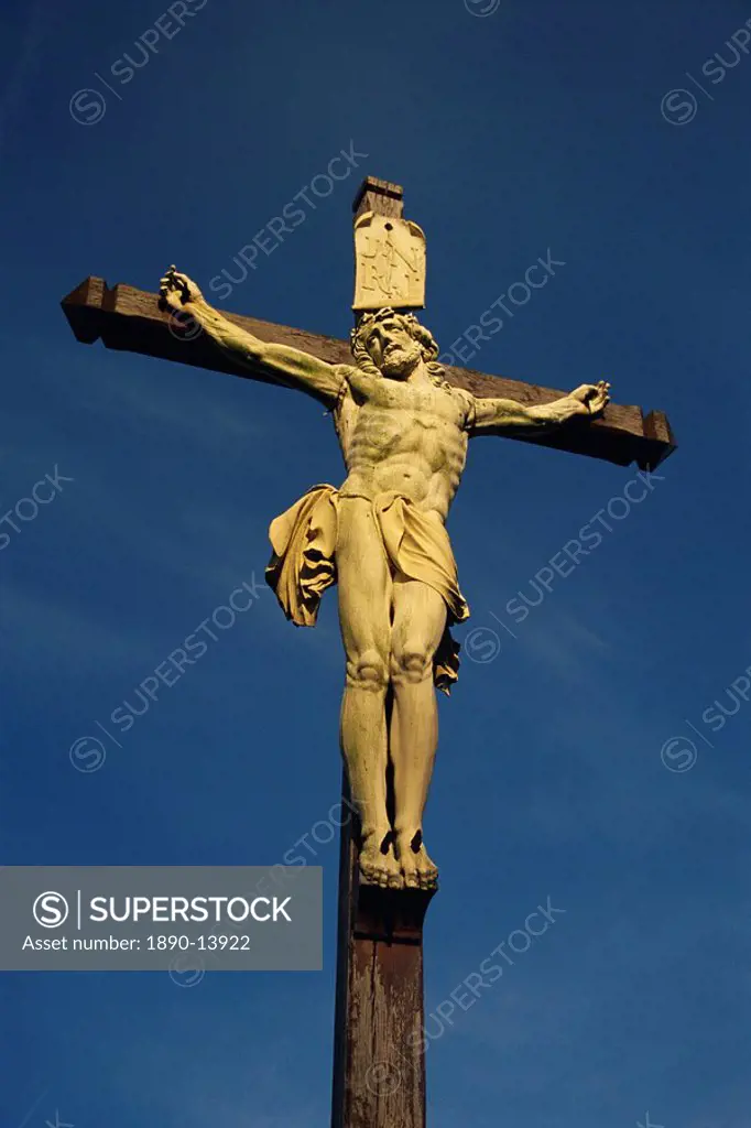 Statue of Jesus Christ, Calvary, near Honfleur, Cotes de Grace, Normandy, France, Europe