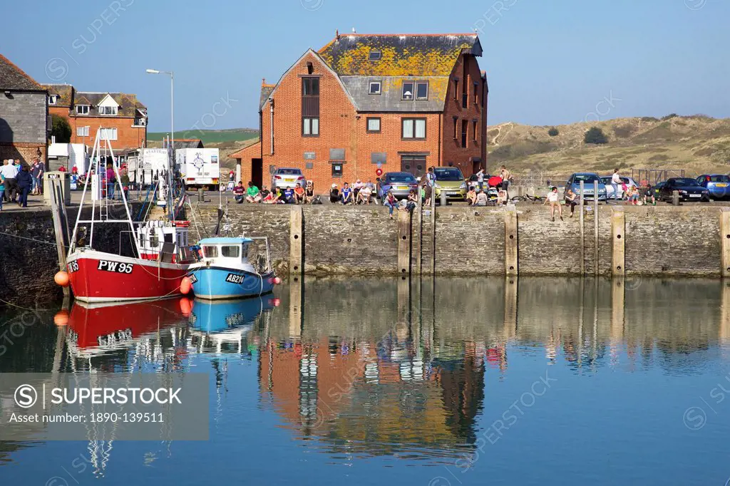 Fishing boats in Padstow Harbour, Camel Estuary, North Cornwall, England, United Kingdom, Europe