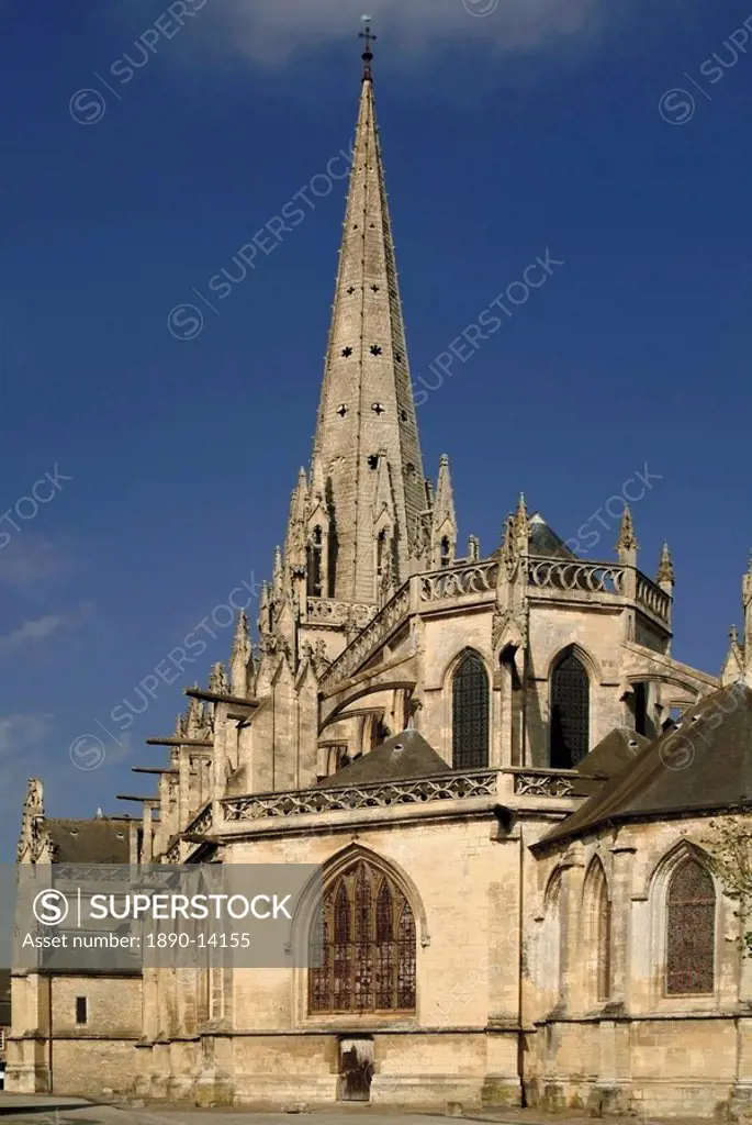 Notre Dame de Carentan, a Romanesque and Gothic church, Carentan, Cotentin Peninsula, Manche, Normandy, France, Europe