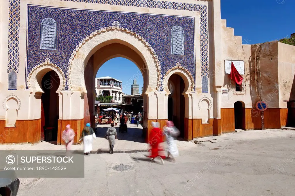 Entrance to the Medina, Souq, Bab Boujeloud Bab Bou Jeloud Blue Gate, Fez, Morocco, North Africa, Africa