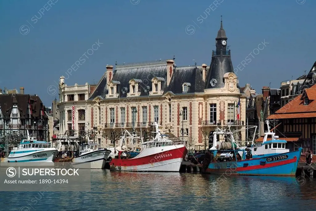 Hotel de Ville town hall and fishing boats at mouth of the River Touques, Trouville, Calvados, Cote Fleurie, Normandy, France, Europe