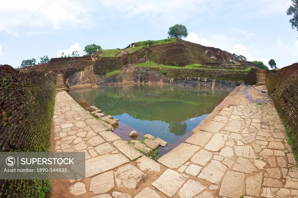 Royal Bathing Pool, Sigiriya Lion Rock Fortress, 5th century AD, UNESCO World Heritage Site, Sigiriya, Sri Lanka, Asia