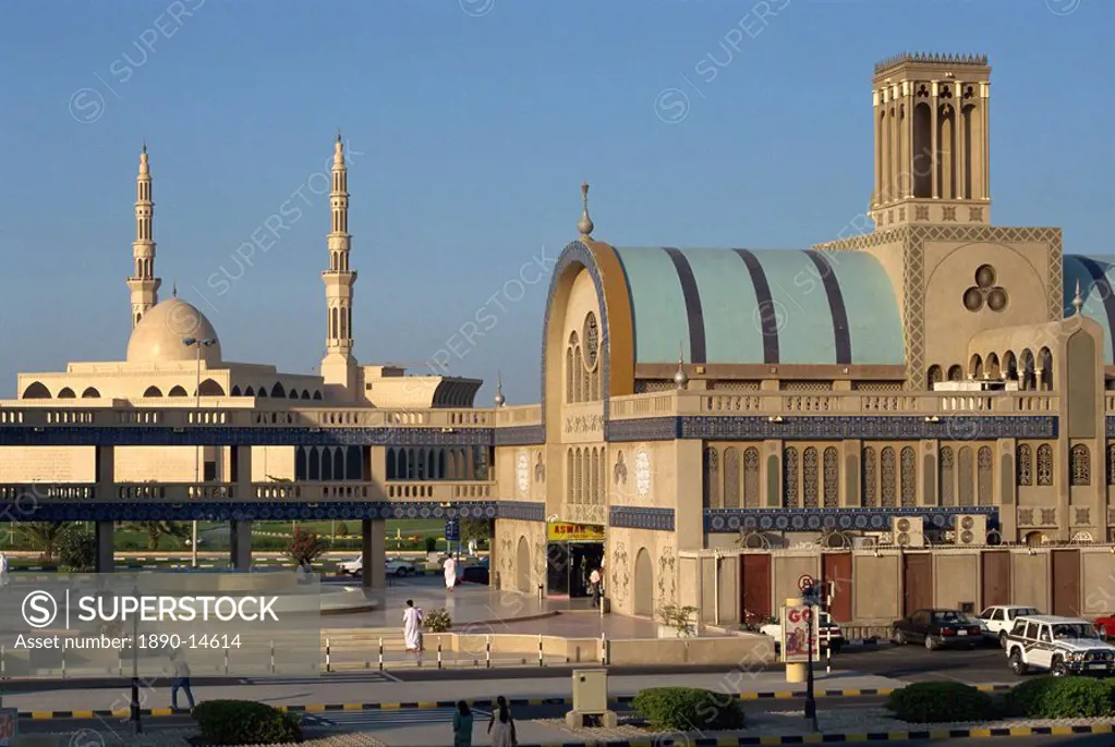 New souk and new mosque, Sharjah, United Arab Emirates, Middle East
