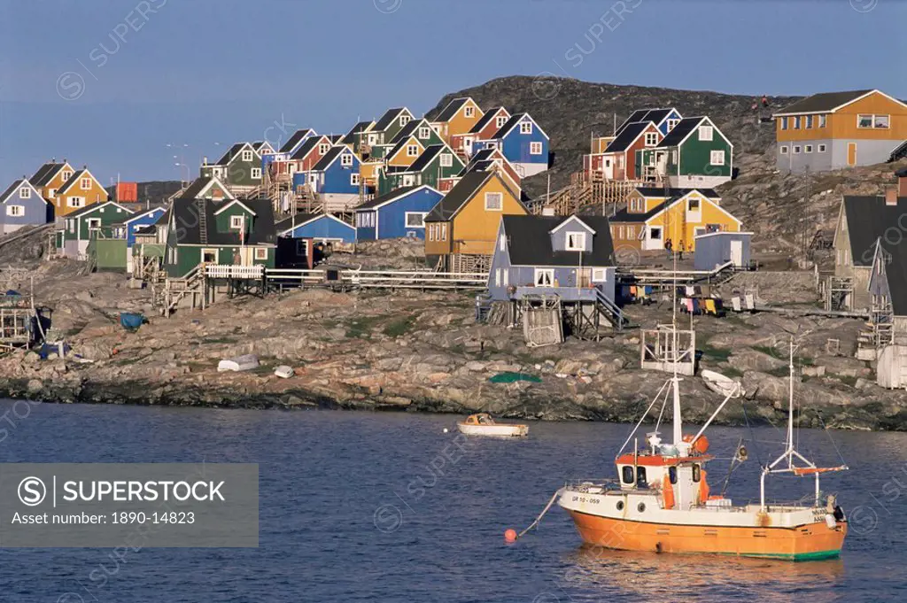 Modern housing on edge of town, Aasiaat Egedesminde, west coast, Greenland, Polar Regions