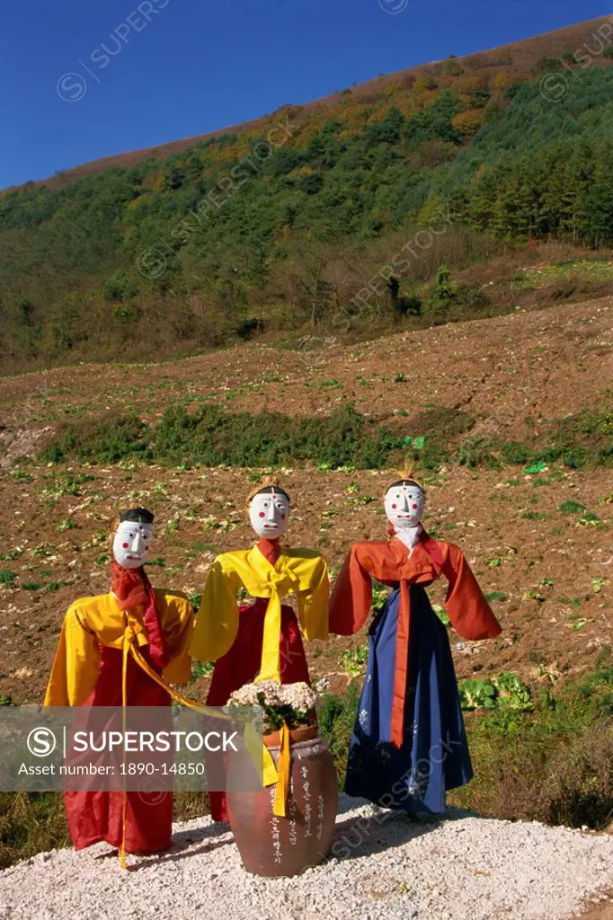 Traditional symbolic scarecrows, Kangwon county highlands, South Korea, Asia