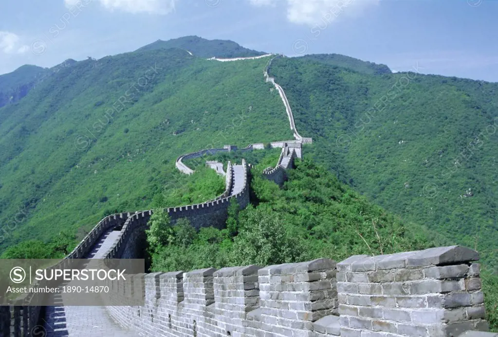 Restored section of the Great Wall Changcheng, northeast of Beijing, Mutianyu, China, Asia