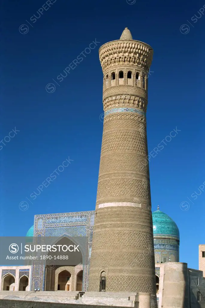 Kalon Minaret with Mir_I_Arab Medressa behind, Bukhara, Uzbekistan, Central Asia, Asia