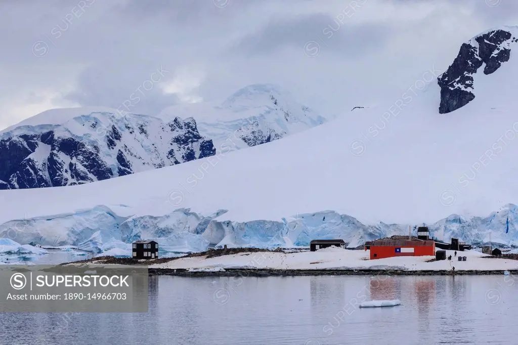 Chilean Gonzalez Videla Station from Paradise Bay, mountains and glaciers, Waterboat Point, Antarctic Peninsula, Antarctica, Polar Regions