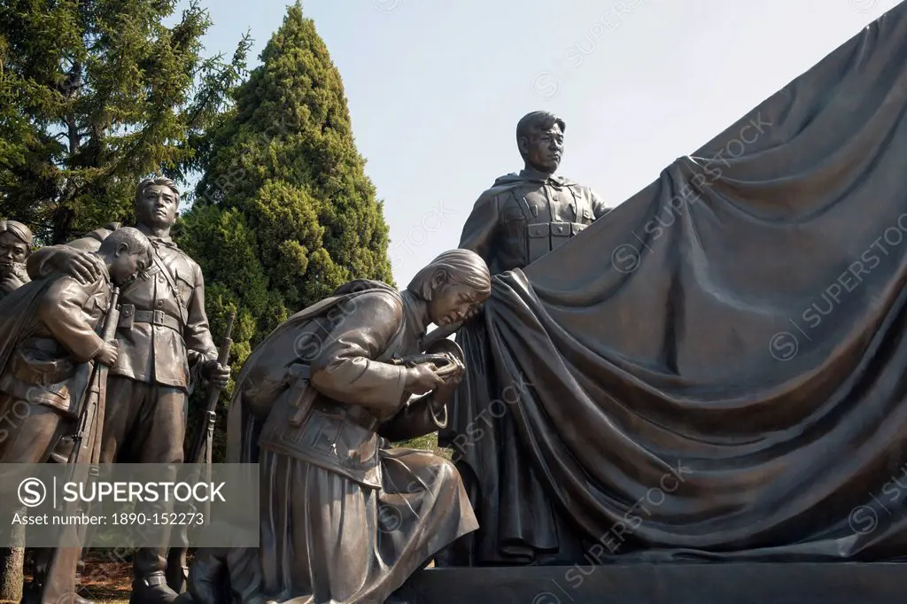 Revolutionary Martyrs´ Cemetery, Pyongyang, Democratic People´s Republic of Korea DPRK, North Korea, Asia