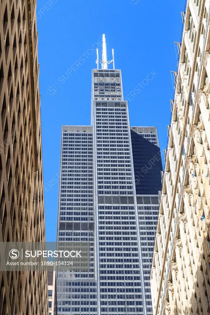 Willis Tower, formerly the Sears Tower, completed in 1973, at the time it was the tallest building in the world, Chicago, Illinois, United States of A...