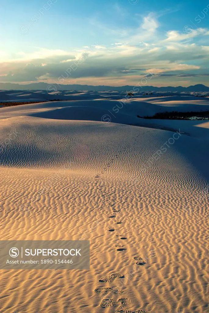 Rippled gypsum, sand dunes in the White Sands National Monument, New Mexico, United States of America, North America