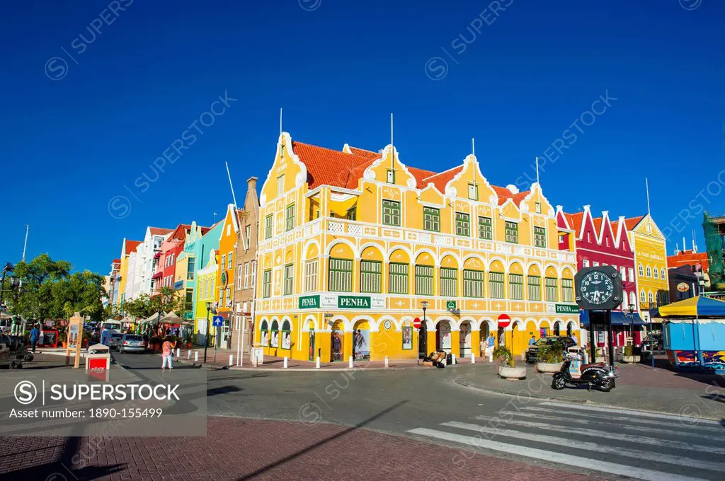 The colourful dutch houses at the Sint Annabaai in Willemstad, UNESCO World Heritage Site, Curacao, ABC Islands, Netherlands Antilles, Caribbean, Cent...