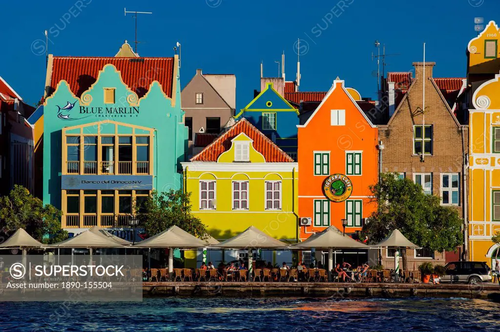 The dutch houses at the Sint Annabaai in Willemstad, UNESCO World Heritage Site, Curacao, ABC Islands, Netherlands Antilles, Caribbean, Central Americ...