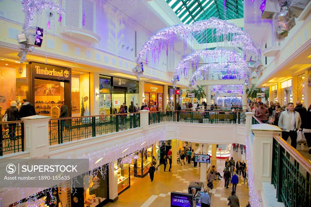 Interior of Meadowhall Shopping Centre at Christmas, Sheffield, South Yorkshire, Yorkshire, England, United Kingdom, Europe