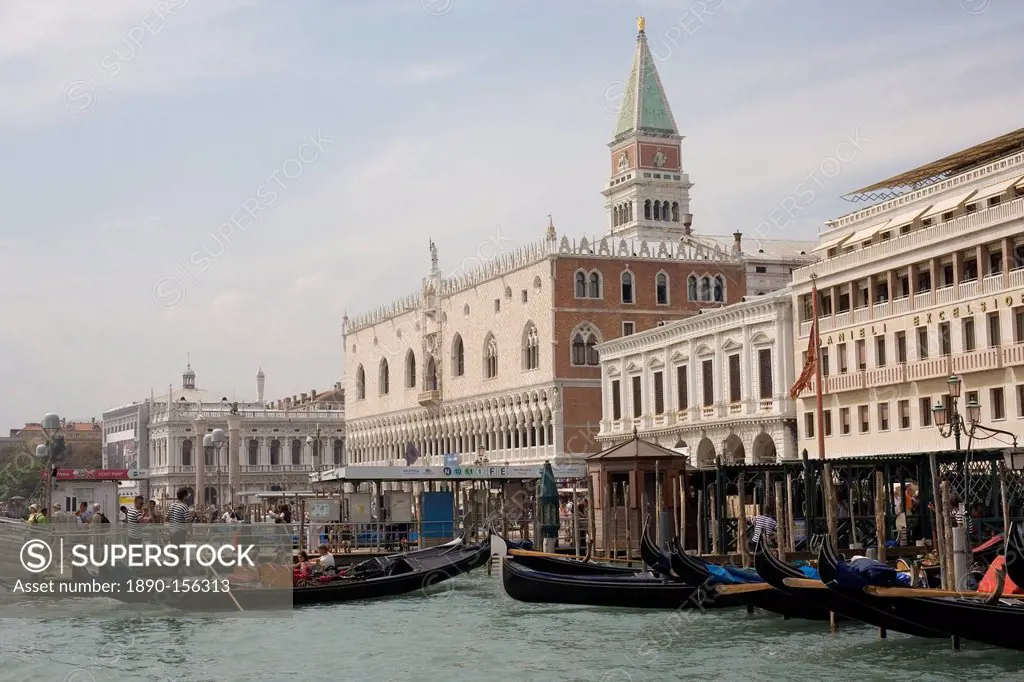 Waterfront, Doge's Palace, The Zecca, San Marco, Venice, UNESCO World Heritage Site, Veneto, Italy, Europe