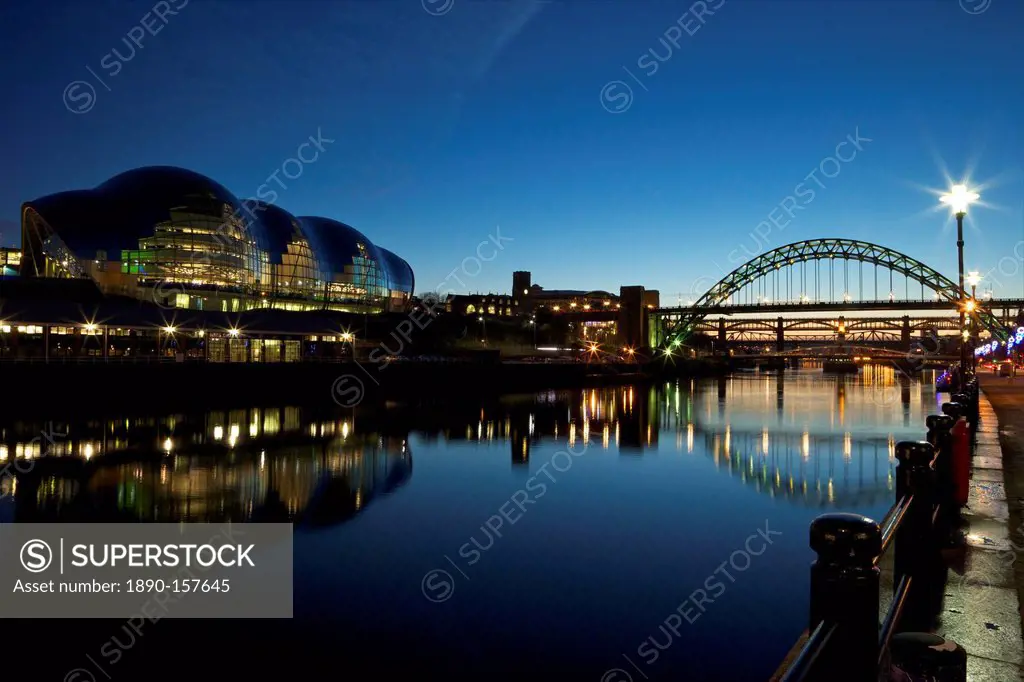 Gateshead Quays with Sage Gateshead and Tyne Bridge at night, Tyne and Wear, England, United Kingdom, Europe
