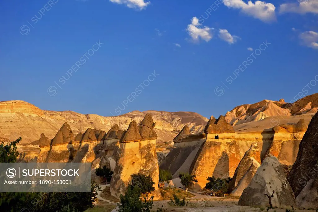 Cappadocia landscape, Cavusin, (Pasabag), near Zelve, Anatolia, Turkey, Asia Minor, Eurasia
