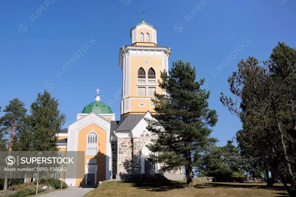 Kerimaki church, the largest wooden church in the world, built 1847, with a capacity for 5000 people, near Savonlinna, Finland, Scandinavia, Europe