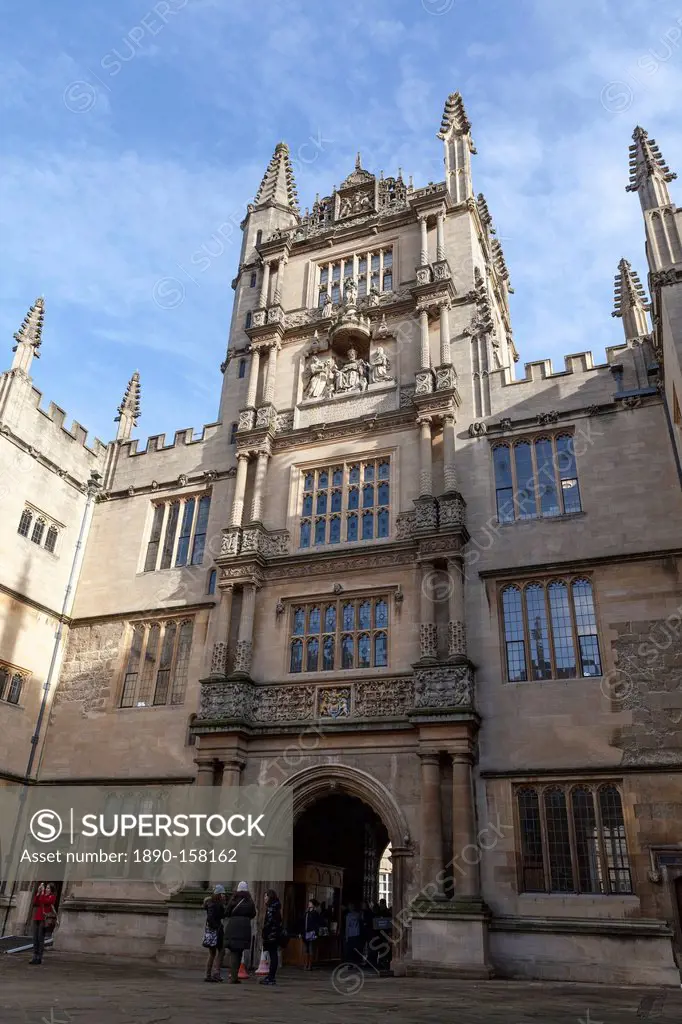 The courtyard of the Bodleian Library, Oxford, Oxfordshire, England, United Kingdom, Europe