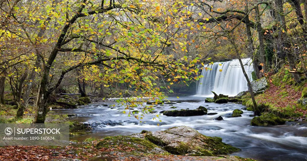 Sgwd Ddwli waterfall on the Nedd Fechan river near Ystradfellte, Brecon Beacons National Park, Powys, Wales, United Kingdom, Europe