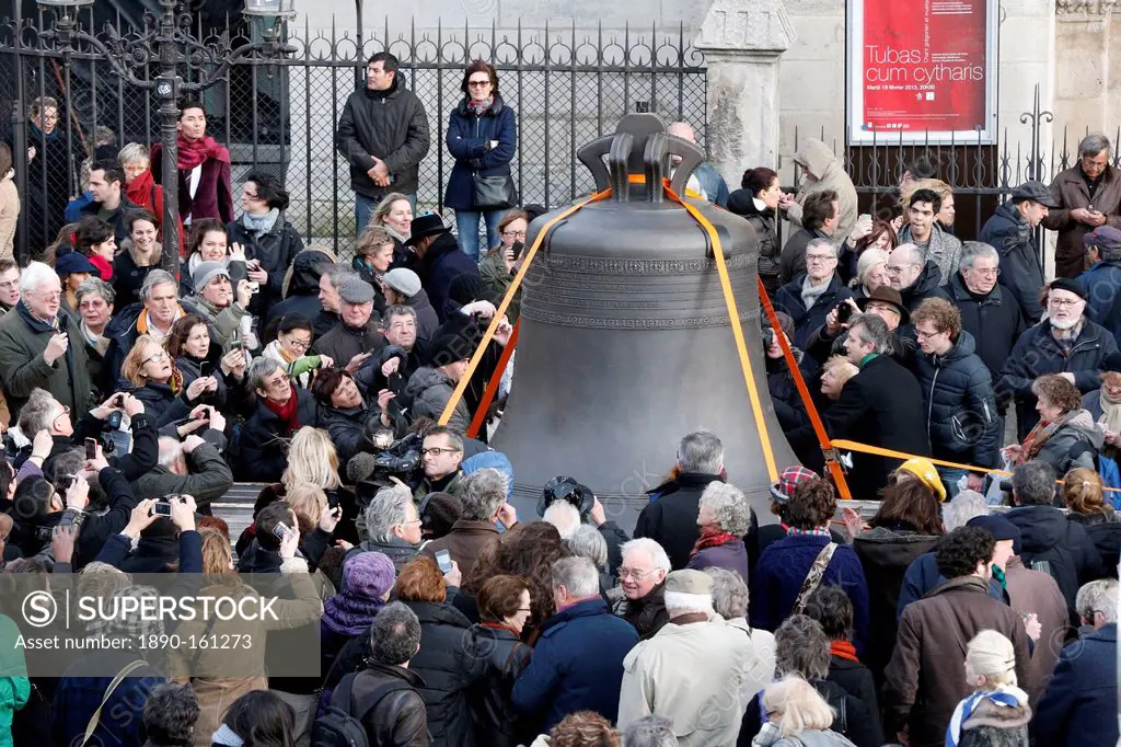 Arrival of the new bell chime on the 850th anniversary of Notre-Dame de Paris, Paris, France, Europe