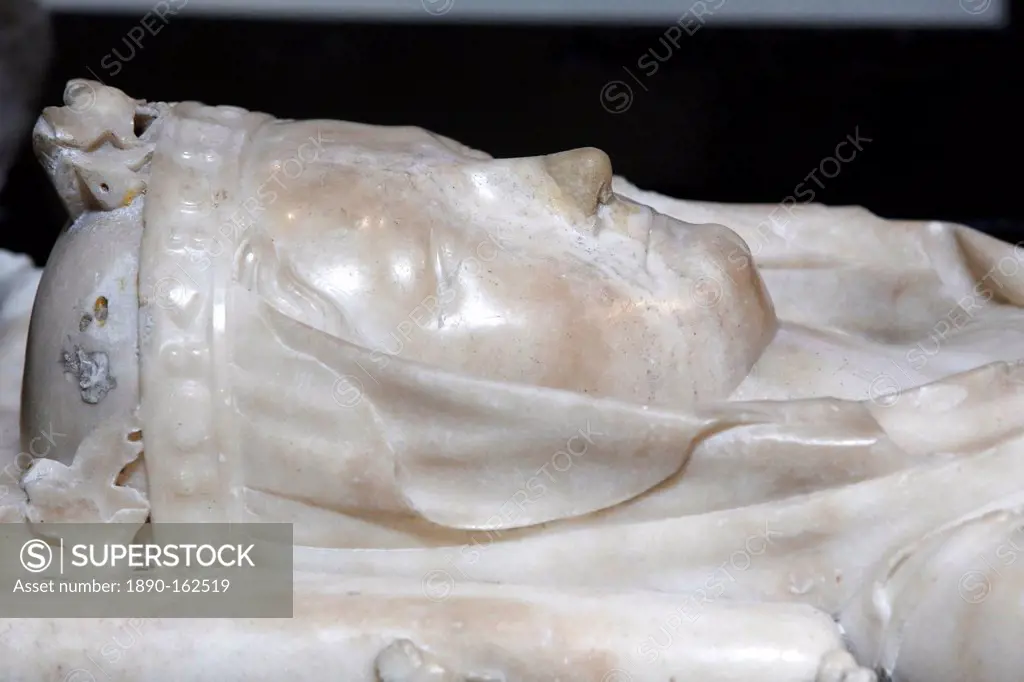 Detail of the recumbent effigy on the tomb of Isabella of Aragon wife of Philip III the bold, Basilica of St. Denis, Seine-St. Denis, Paris, France, E...