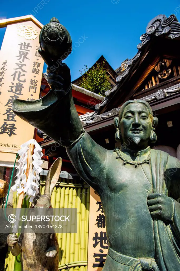 Statue in the Kiyomizu-dera Buddhist Temple, UNESCO World Heritage Site, Kyoto, Japan, Asia
