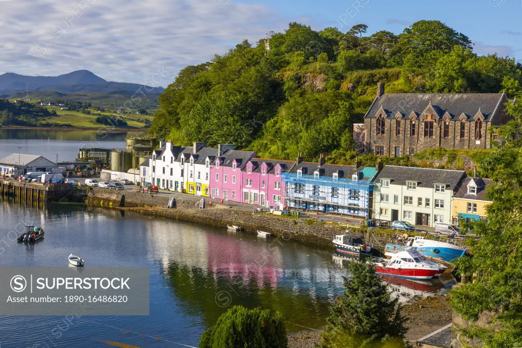 Portree Harbour, Isle of Skye, Inner Hebrides, Highlands and Islands, Scotland, United Kingdom, Europe